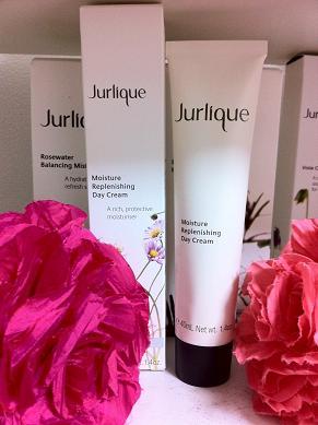 ジュリーク / デイクリーム モイスチャーリプレニッシングの公式商品