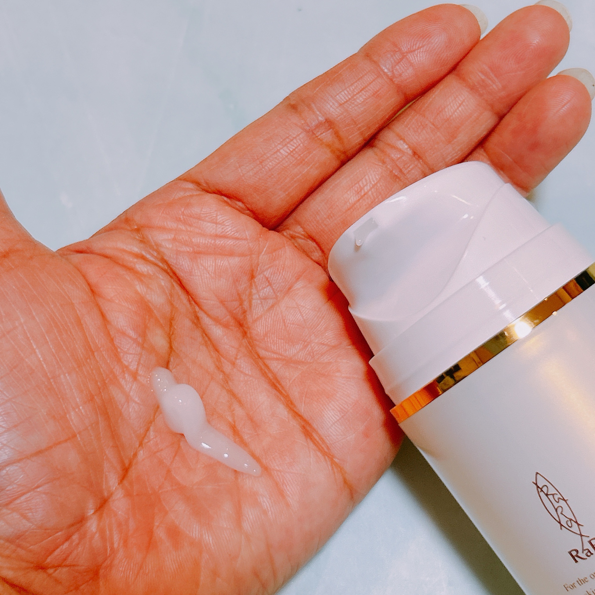 エミネット / 天使のララ モイスチャーゲルIIの公式商品情報｜美容