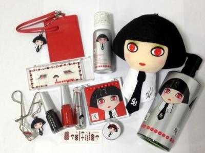 シュウウエムラのクリスマス“Karl Lagerfeld for shu uemura“ | まあ