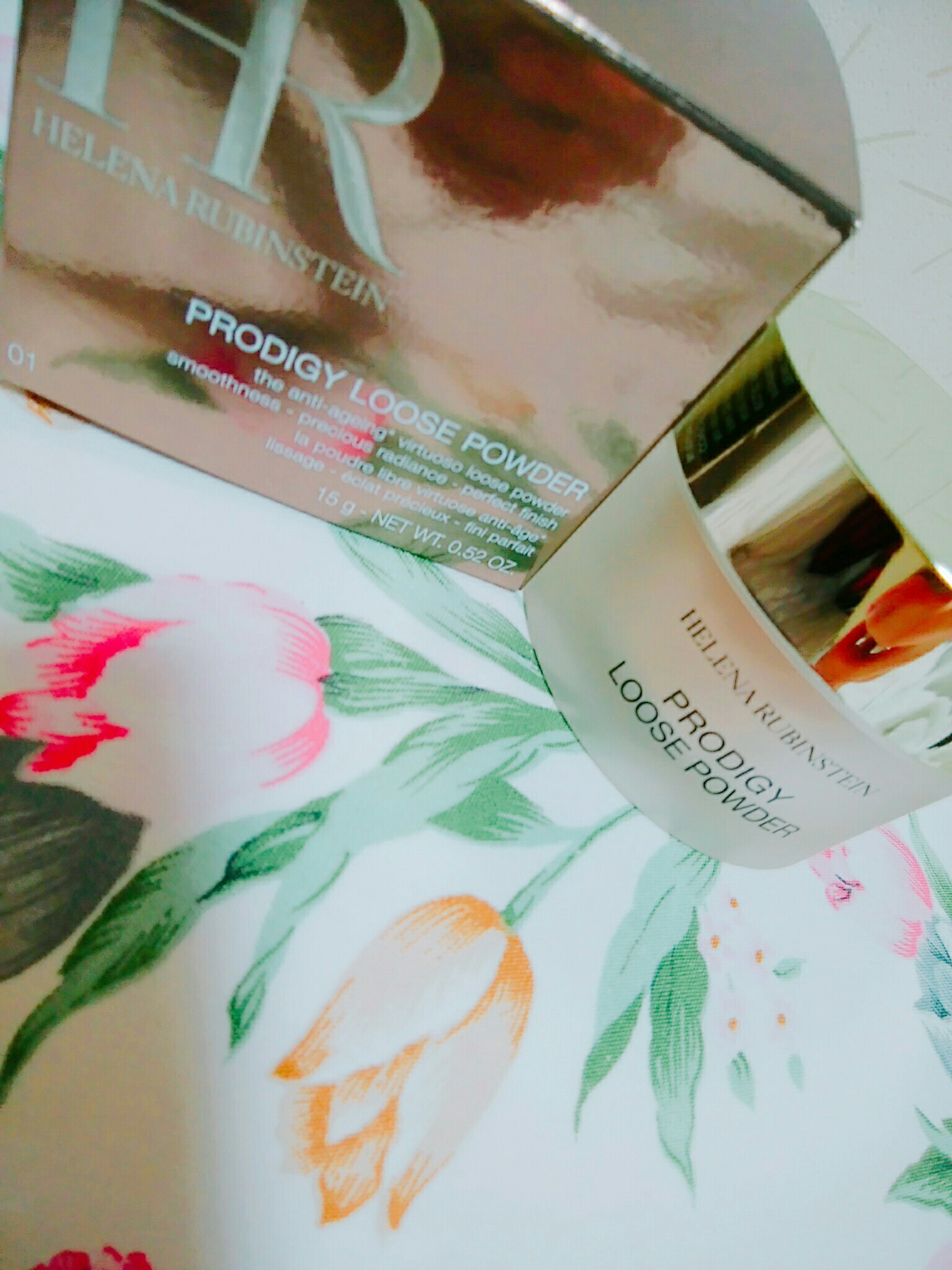 ヘレナ ルビンスタイン / プロディジー ルース パウダー EXの公式商品