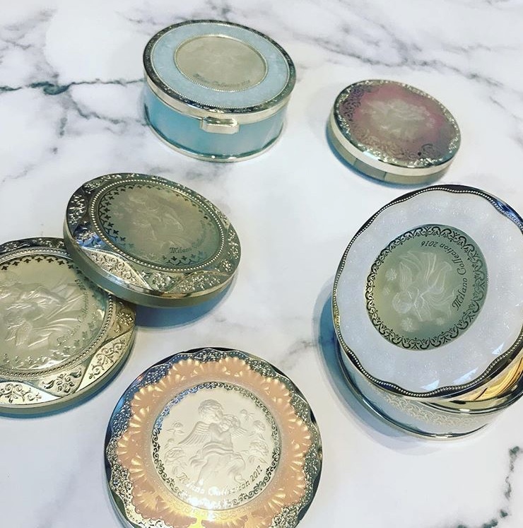 カネボウ / フェースアップパウダー＜ミラノコレクション2017＞の公式