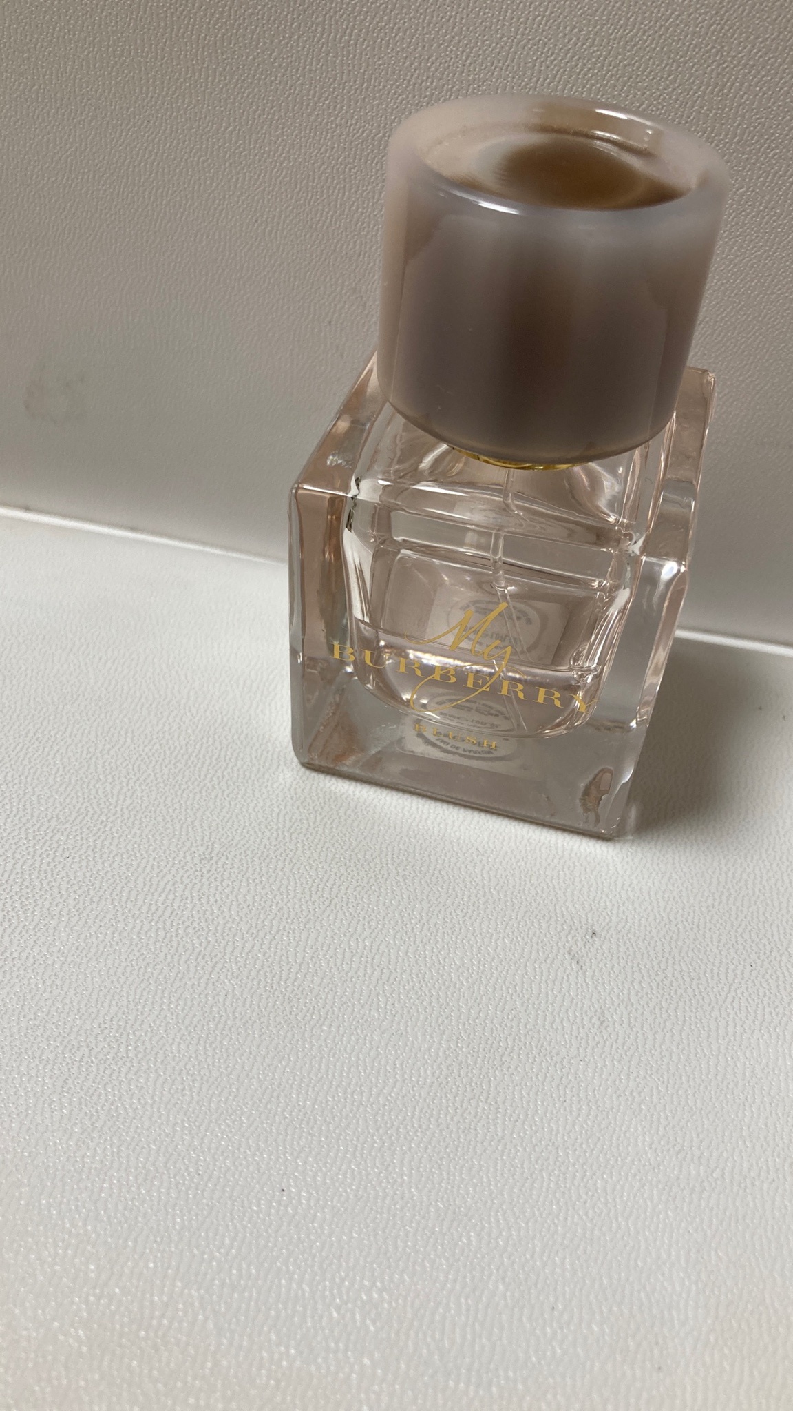 Burberry Beauty / マイバーバリー ブラッシュ オードパルファムの公式
