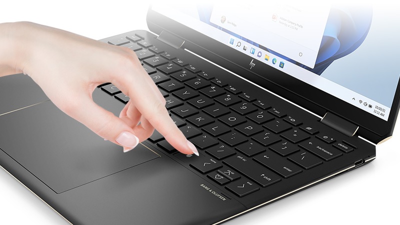 HP Spectre x360 14-efのレビュー 13世代インテル搭載のハイエンド