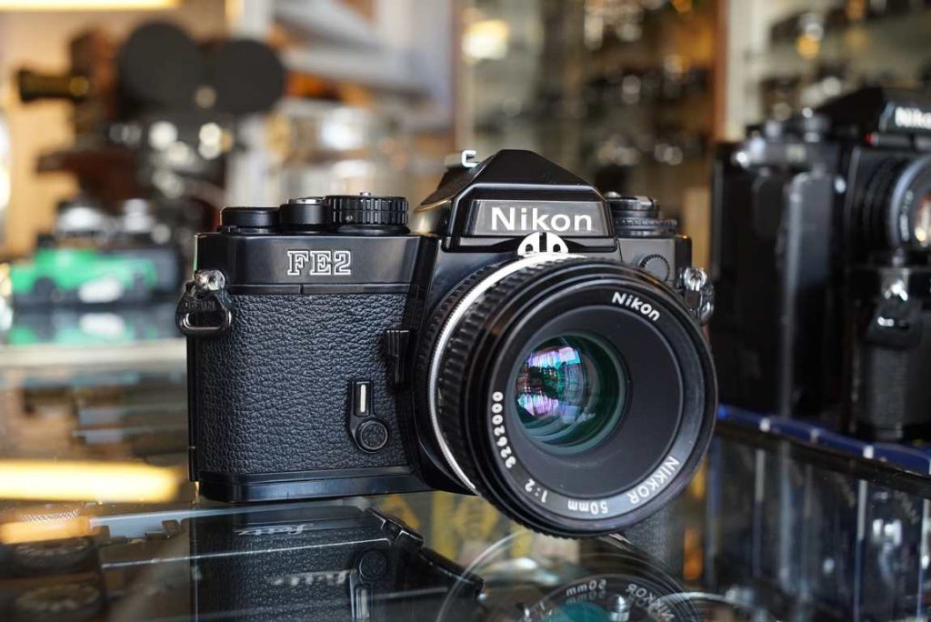 Nikon FE2 Chrome + Nikkor 50mm F/1.4 AI lens kit - Fotohandel