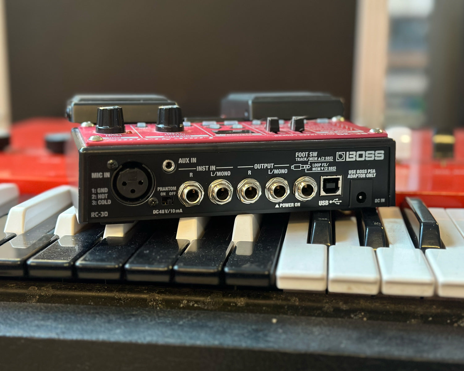 BOSS RC-30 Loop Station – Found Sound