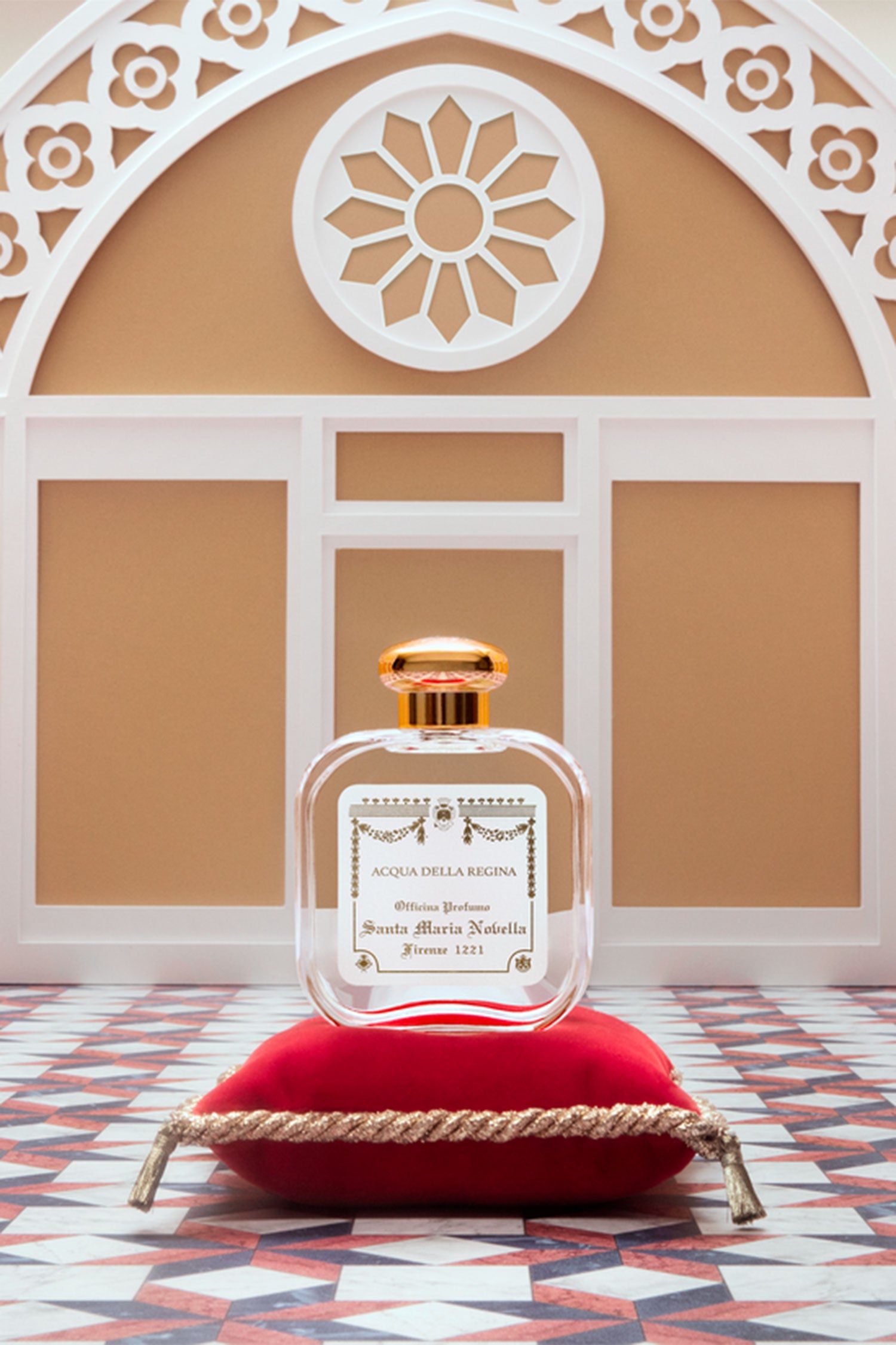 Santa Maria Novella Cologne Acqua Della Regina - flora and henri