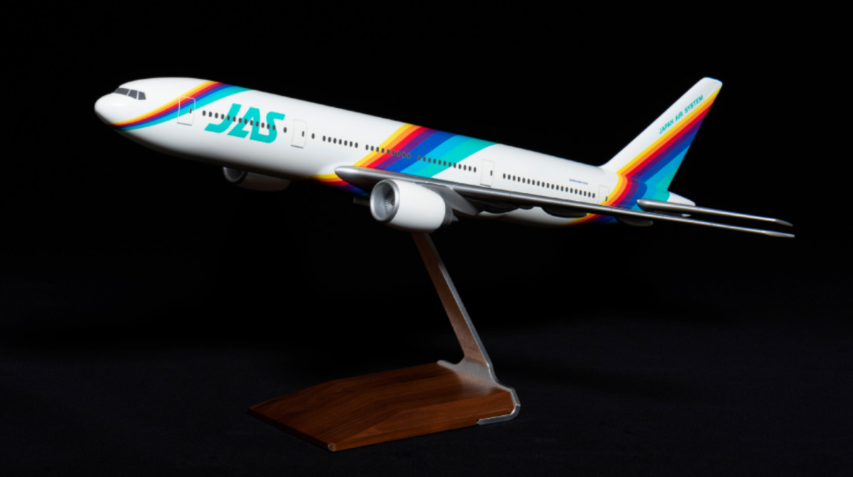 JAL70周年記念アイテム、未使用クラスJや747初号機モデルプレーンなど