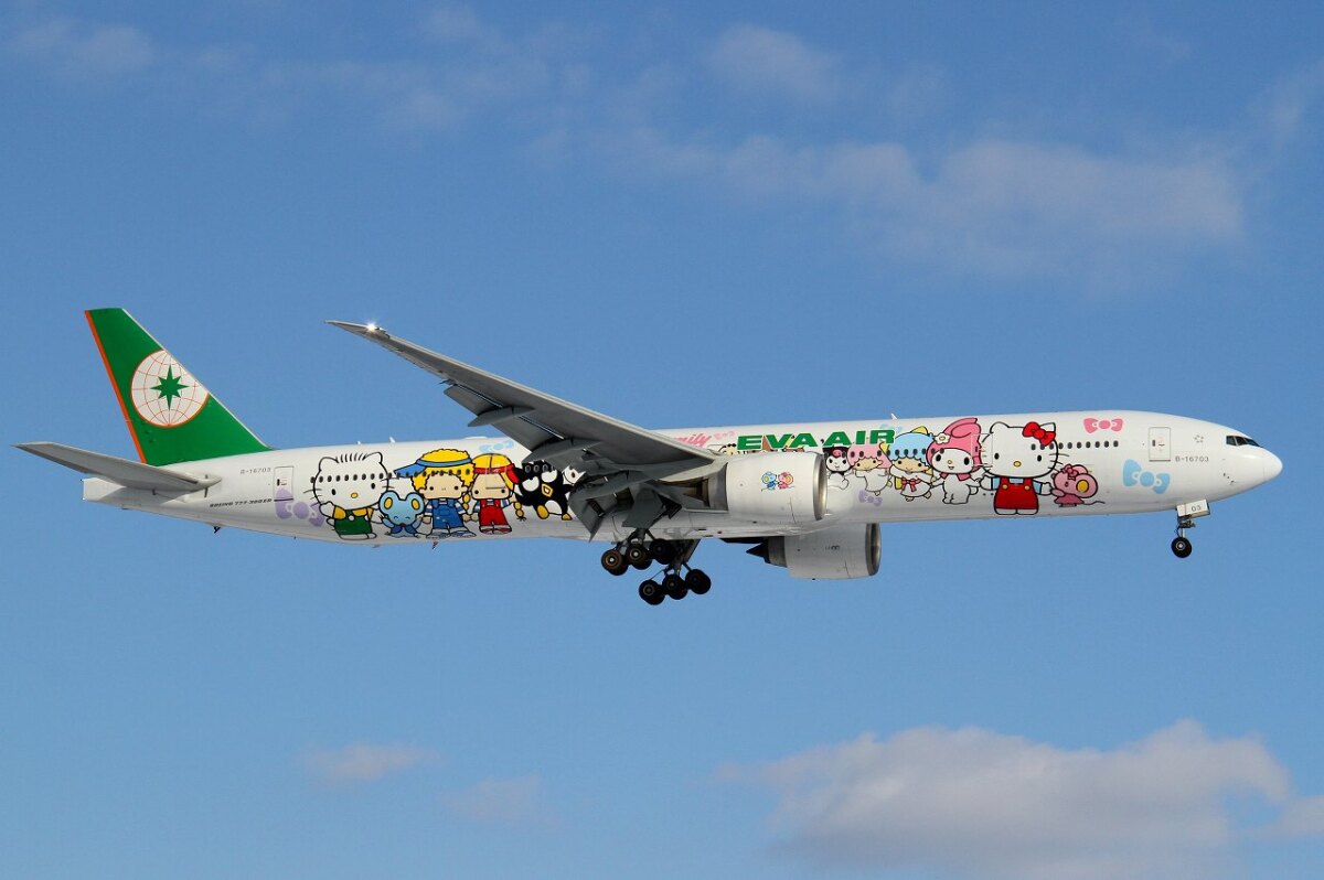 エバー航空 ハローキティジェット デザインカタログ | FlyTeam ニュース