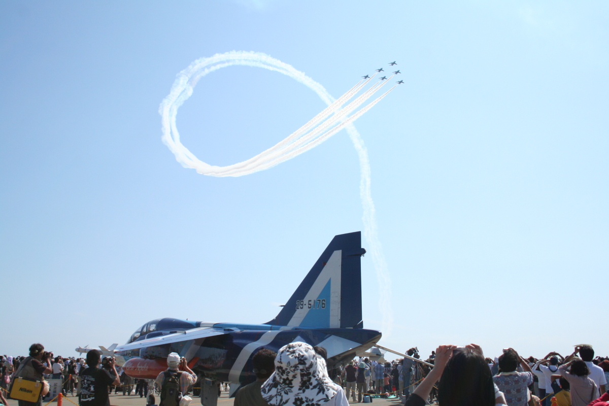 40年前の2代目ブルーインパルスは超音速機だった!! | FlyTeam ニュース