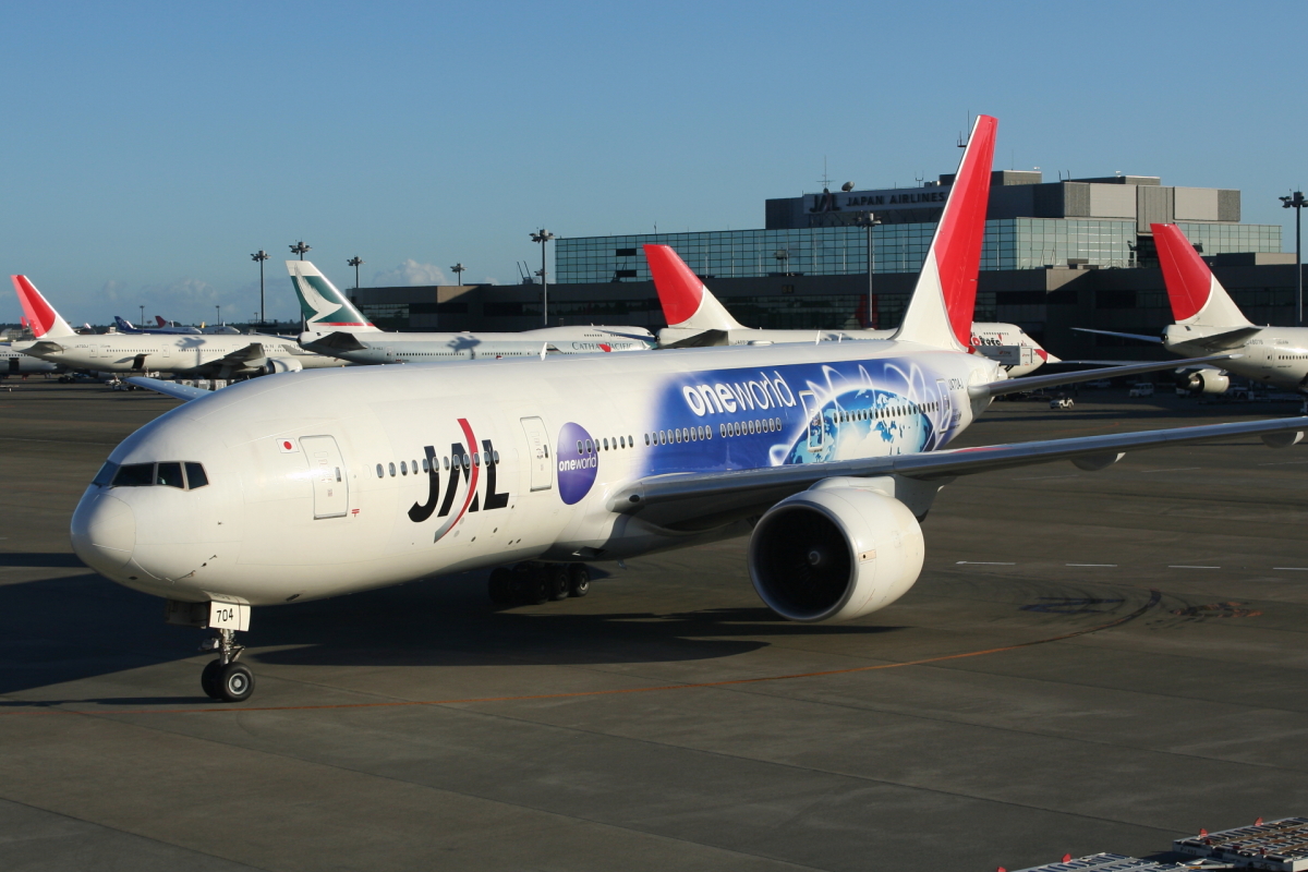 絶滅寸前JAL oneworld塗装機、まもなく新たなA350加わる!! | FlyTeam