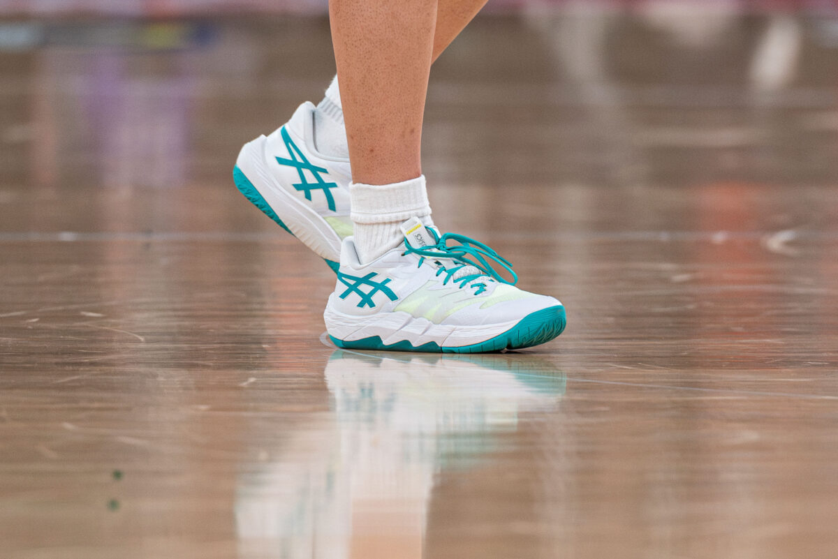 河村勇輝着用モデル「UNPRE ARS LOW 2」から“爽やかな”カラーリングの