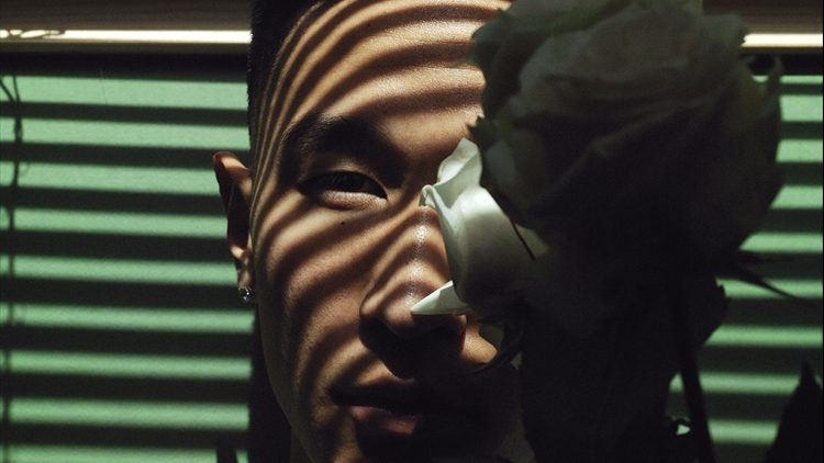 KEIJUが母の日のために「FAMILY FIRST」を掲げたグッズを発売 | 新曲