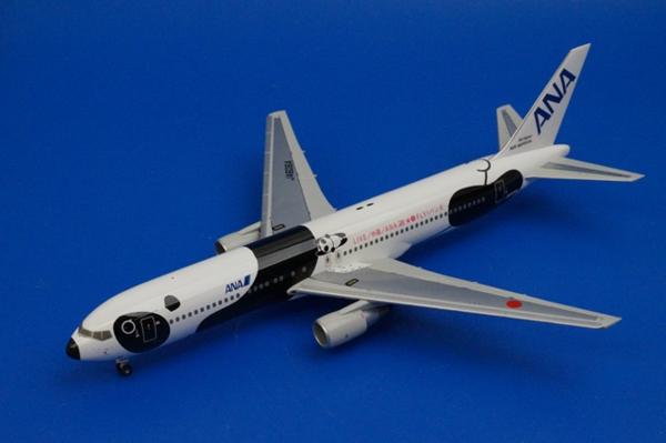 全日空商事] 1/200 ANA B767-300ER (FLY！パンダ) 【公式通販】