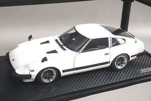 ignition model イグニッションモデル 1/18 Nissan 日産 Fairlady