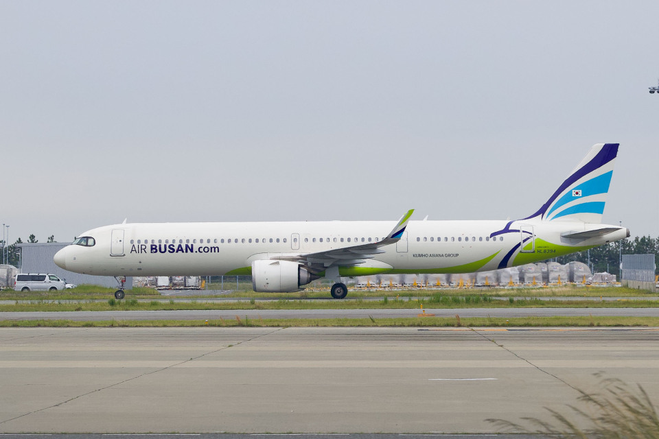エアプサン Airbus A321neo HL8394 関西国際空港 航空フォト | by やま