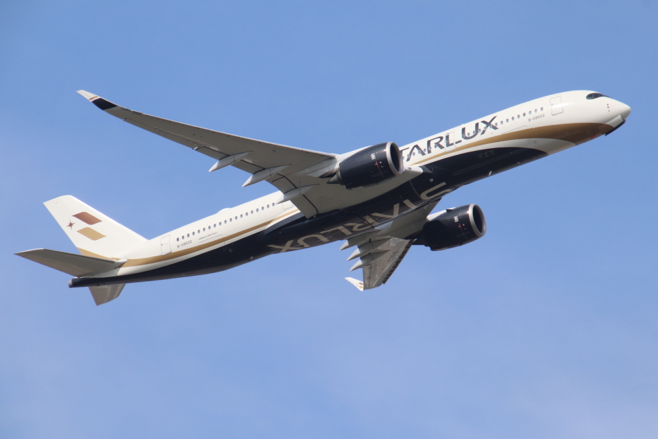 スターラックス航空 Airbus A350-900 B-58502 成田空港 航空フォト