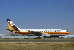 日本エアシステム 機材一覧 エアバスA300B4 | FlyTeam(フライチーム)