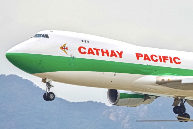 キャセイ80周年記念塗装」特別塗装機 キャセイパシフィック航空 (747-8