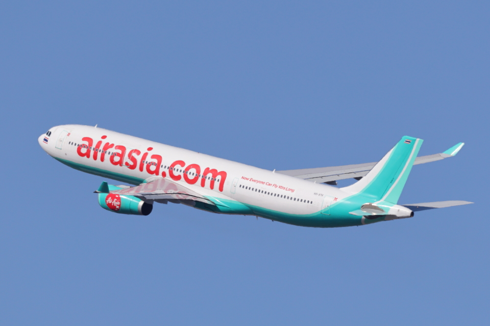 タイ・エアアジア・エックス Airbus A330-300 HS-XTR 仙台空港 航空