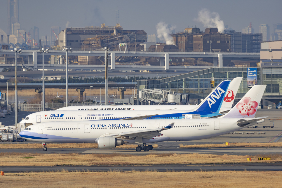 チャイナエアライン Airbus A330-300 B-18359 羽田空港 航空フォト