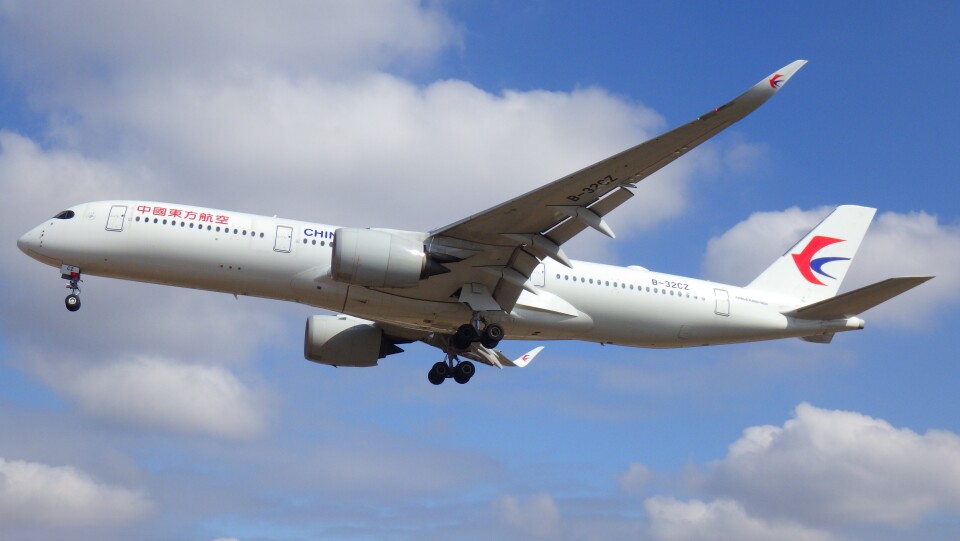 中国東方航空 Airbus A350-900 B-32CZ 成田空港 航空フォト | by