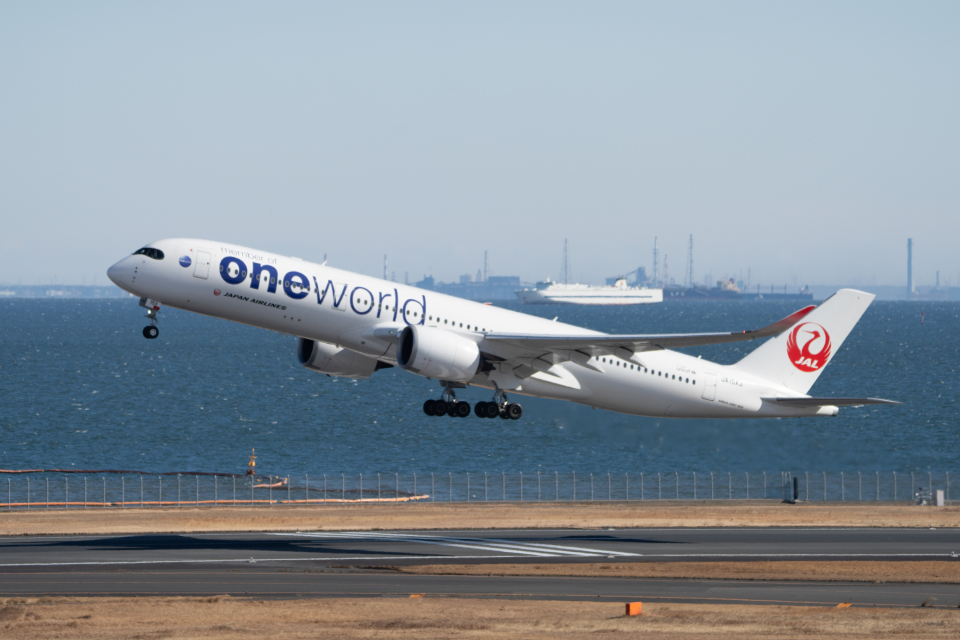 日本航空 Airbus A350-900 JA15XJ 羽田空港 航空フォト | by かずまっ