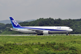 全日空 Boeing 737-200 JA8453 羽田空港 航空フォト | by Gambardier