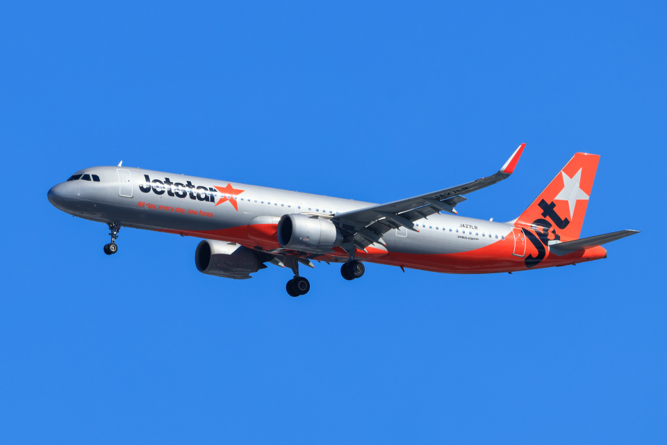 ジェットスター・ジャパン Airbus A321neo JA27LR 成田空港 航空フォト