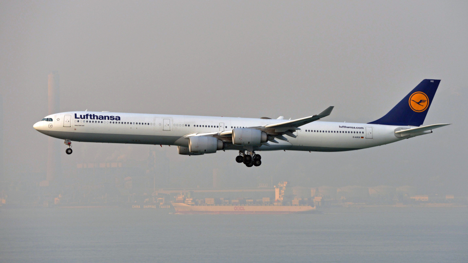 ルフトハンザドイツ航空 Airbus A340-600 D-AIHX 香港国際空港 航空