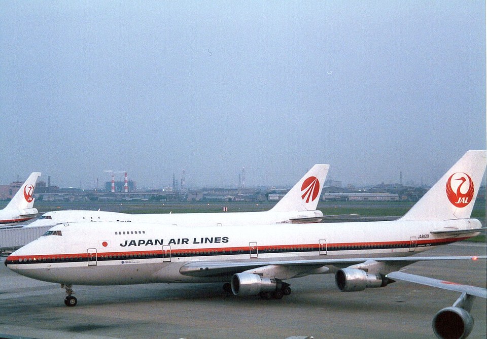日本航空 Boeing 747-200 JA8129 伊丹空港 航空フォト | by スカイ
