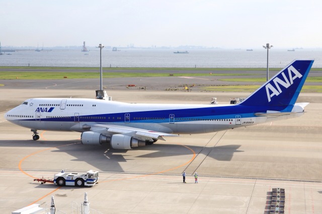 マリンジャンボ」特別塗装機 全日空 (747-400 | JA8963) ガイド