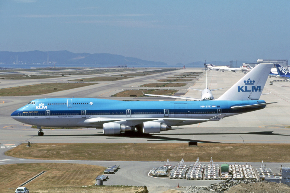 KLMオランダ航空 Boeing 747-400 PH-BFK 関西国際空港 航空フォト | by