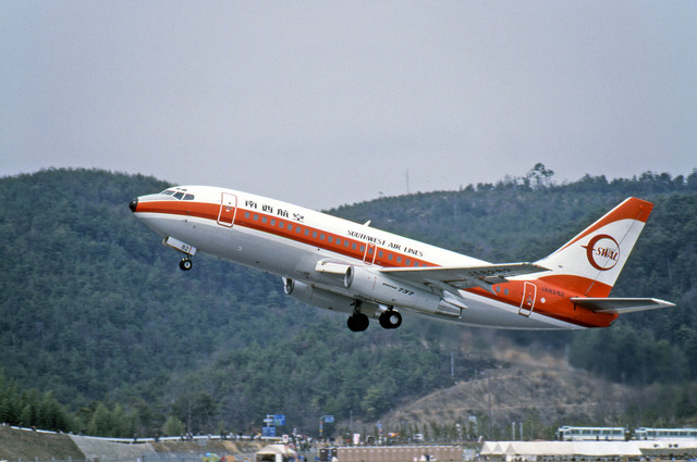 機体記号 : JA8282 (JTA) 航空機体ガイド | FlyTeam(フライチーム)