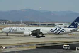 スカイチーム」特別塗装機 中国南方航空 (777-300 | B-2049) ガイド