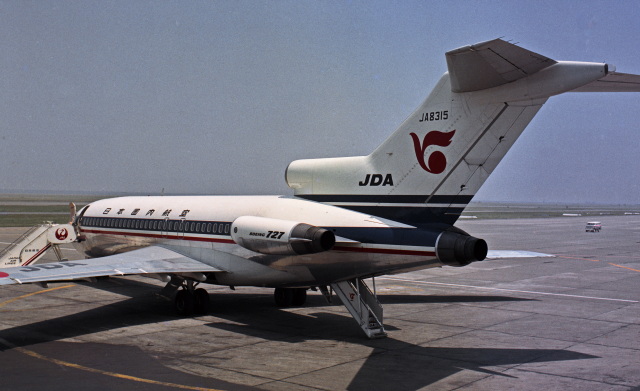 ボーイング727-100 日本国内航空 航空フォト(飛行機 写真・画像