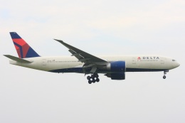デルタ・スピリット」特別塗装機 デルタ航空 (777-200 | N701DN