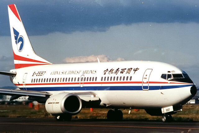 希少 中国西南航空公司 ボーイング 737 ボーイング 757 模型 当時物