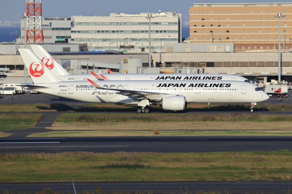 日本航空 Airbus A350-900 JA02XJ 羽田空港 航空フォト | by だいずと