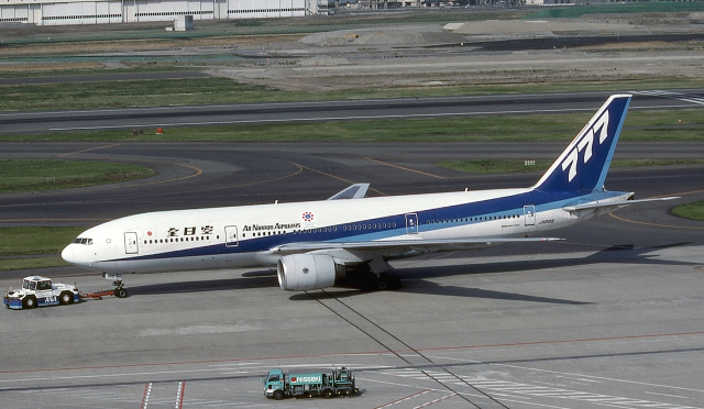 機体記号 : JA8199 (ANA) 航空機体ガイド | FlyTeam(フライチーム)