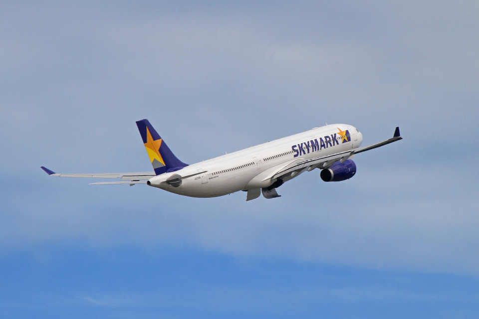 スカイマーク Airbus A330-300 JA330B 羽田空港 航空フォト | by