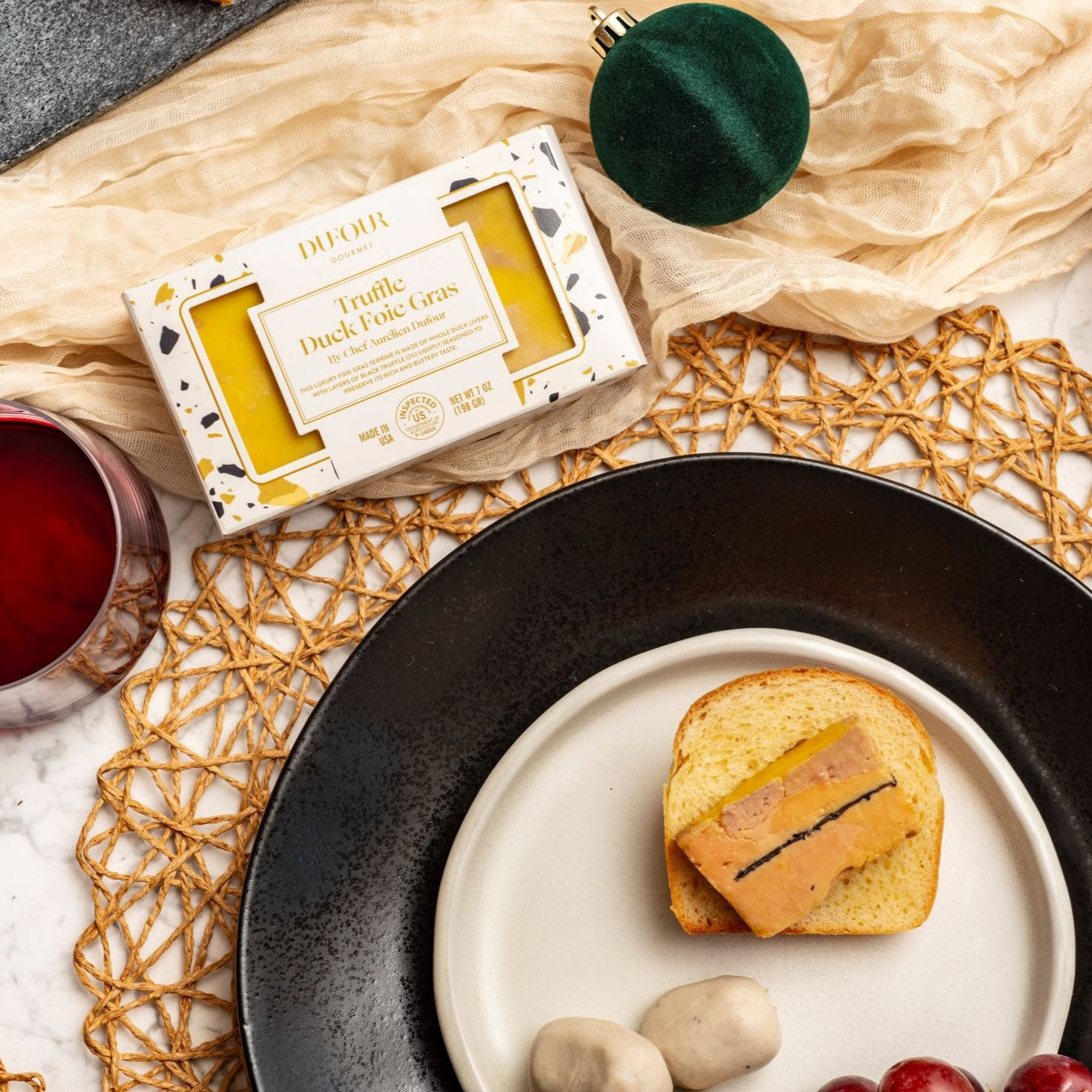 Black_truffle_foie_gras_box_du