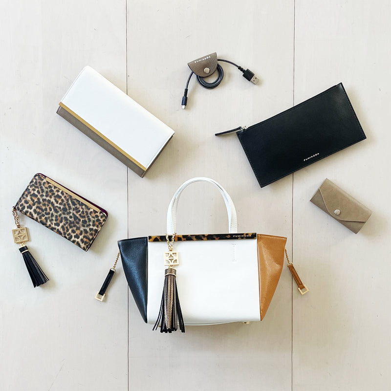 GINA baby：チェーンストラップ付ミニバッグ – FUMIKODA