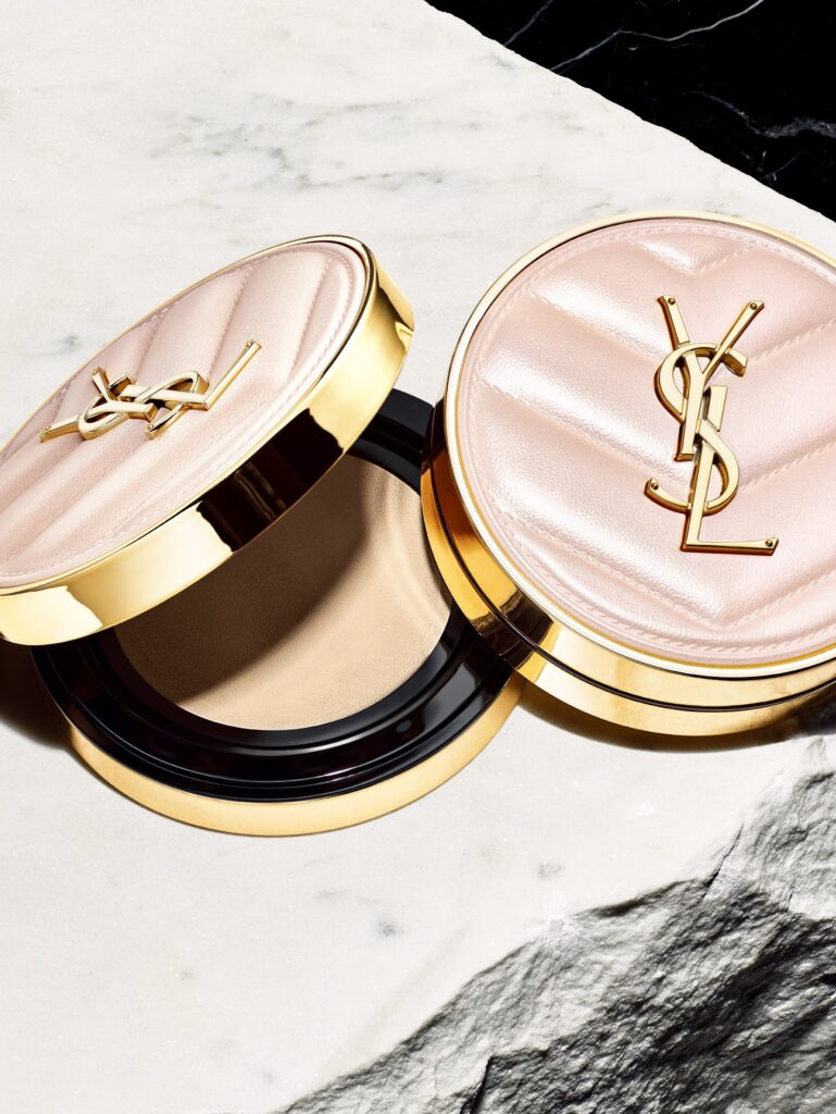 溢れるツヤ続くサンローランのピンククッションファンデ使用感レビュー