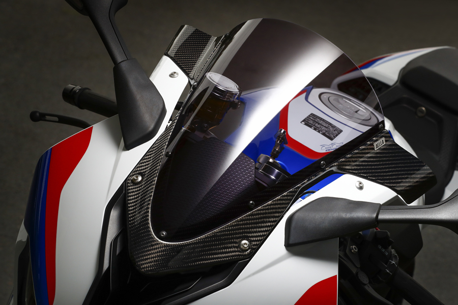 市販製品が満載! アエラの技術が詰まったデモンストレーションマシン