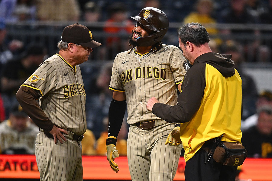 球場悲鳴「ふざけるな」 