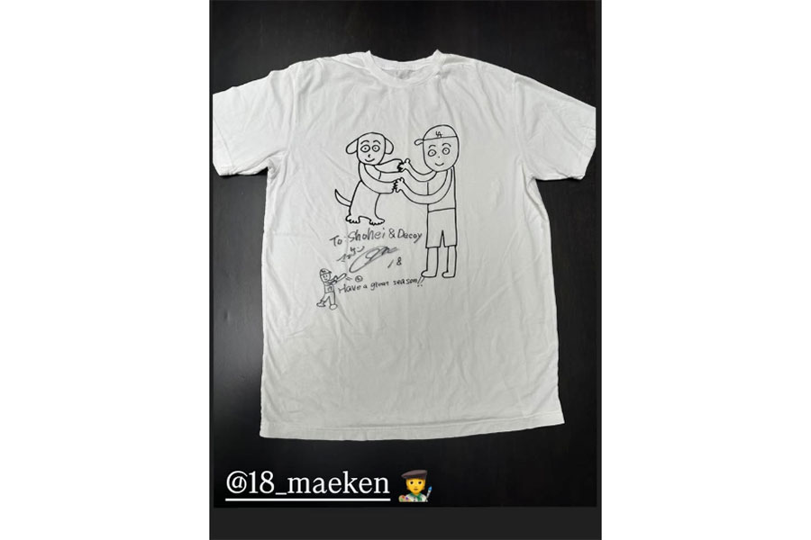 大谷＆デコピンシャツに