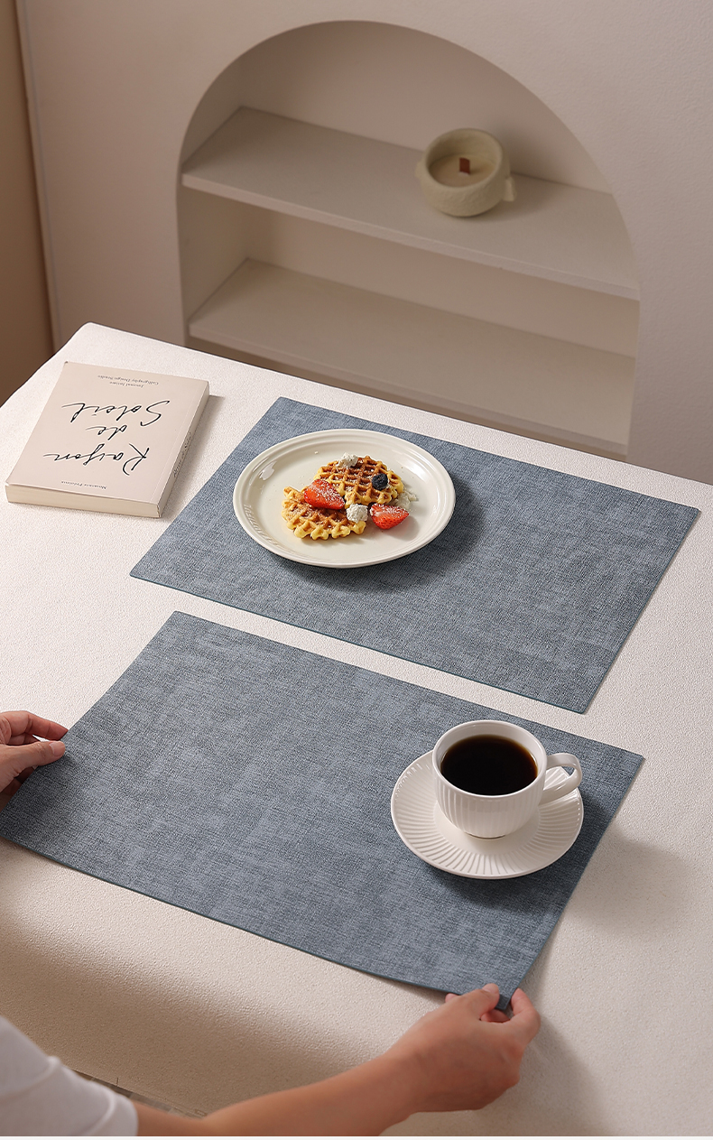 深みのあるブルーで魅せる！青色ランチョンマット10選 - ランチョン