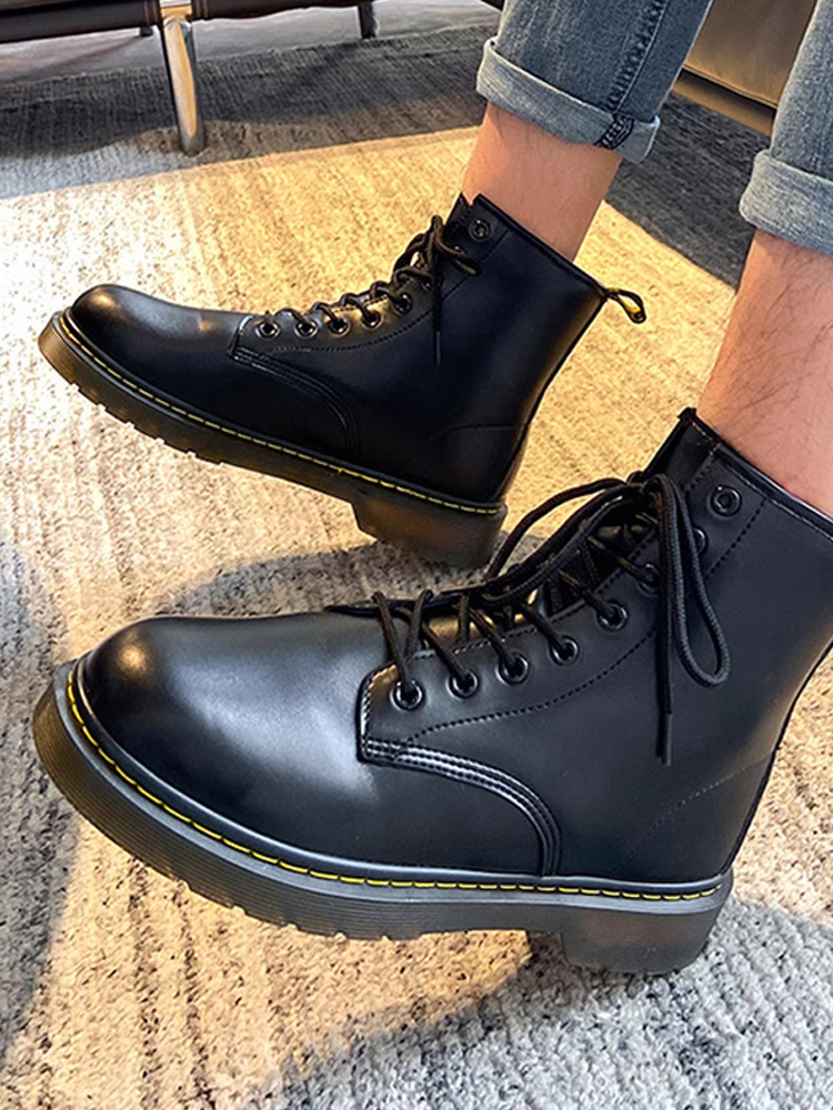 黒スニーカー クラシック編み上げレザーブーツ ハイカット|黒