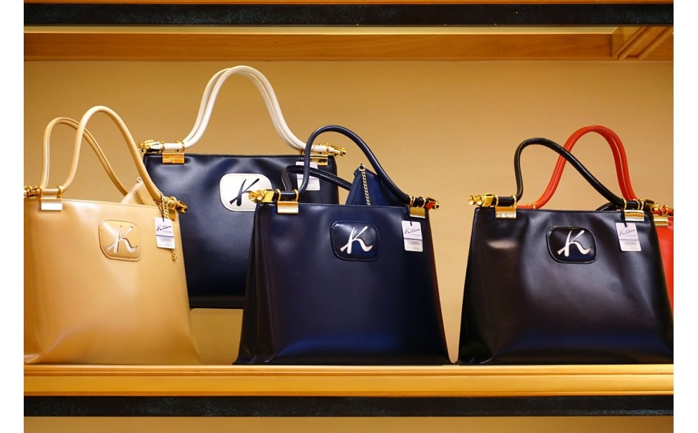 ショルダーバッグ (R-0702) ブラック/カフェオレ〈キタムラ〉 | JTBの