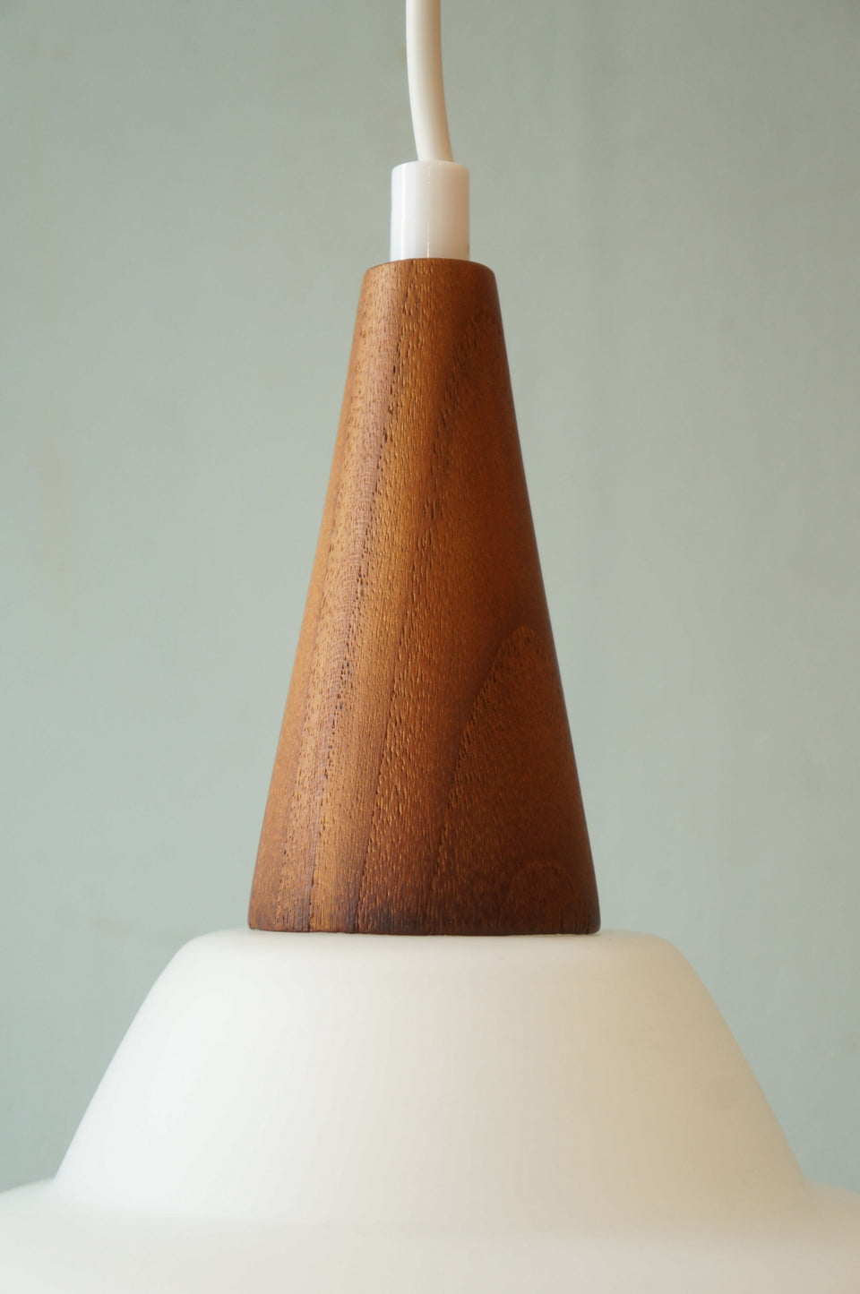 デンマークヴィンテージ ペンダントライト フロストガラス チーク材